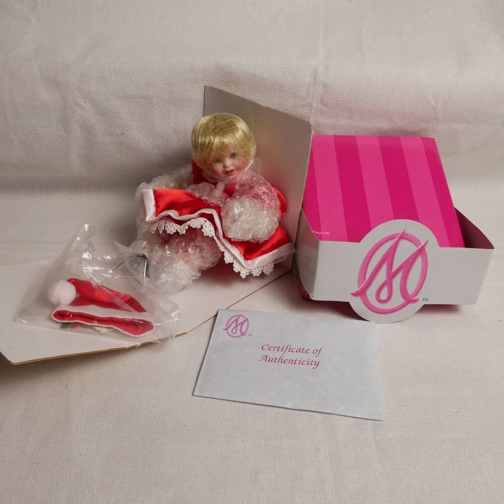 Marie Osmond Santa Baby Tiny Tot Doll With Box COA Necklace & Santa Hat NIB - Picture 2 of 6
